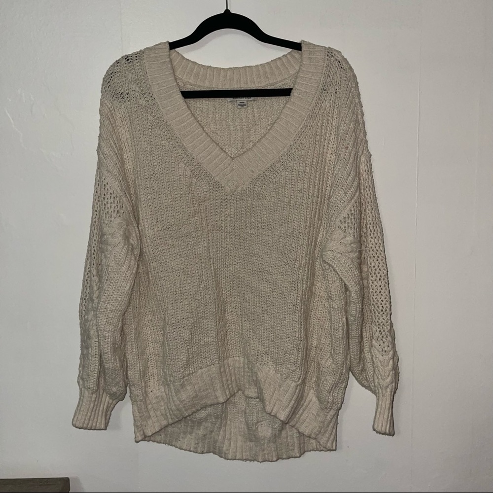 American Eagle V Neck Sweater